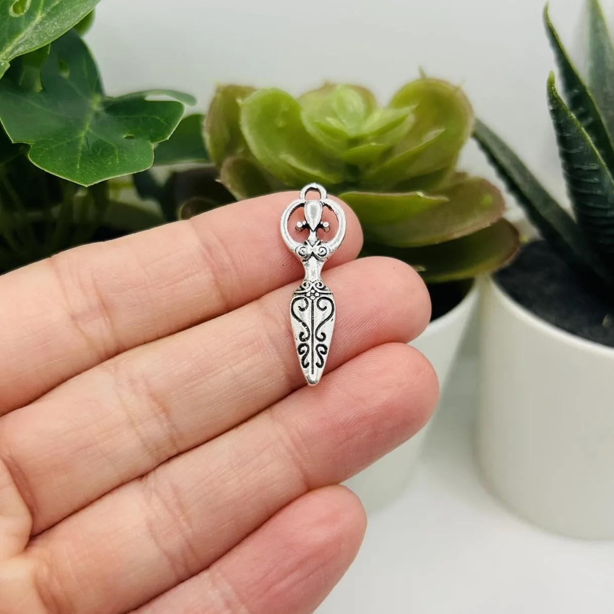 1, 4, 20 or 50 Pieces: Silver Goddess Charms