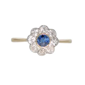 18ct Diamond & Sapphire Ring