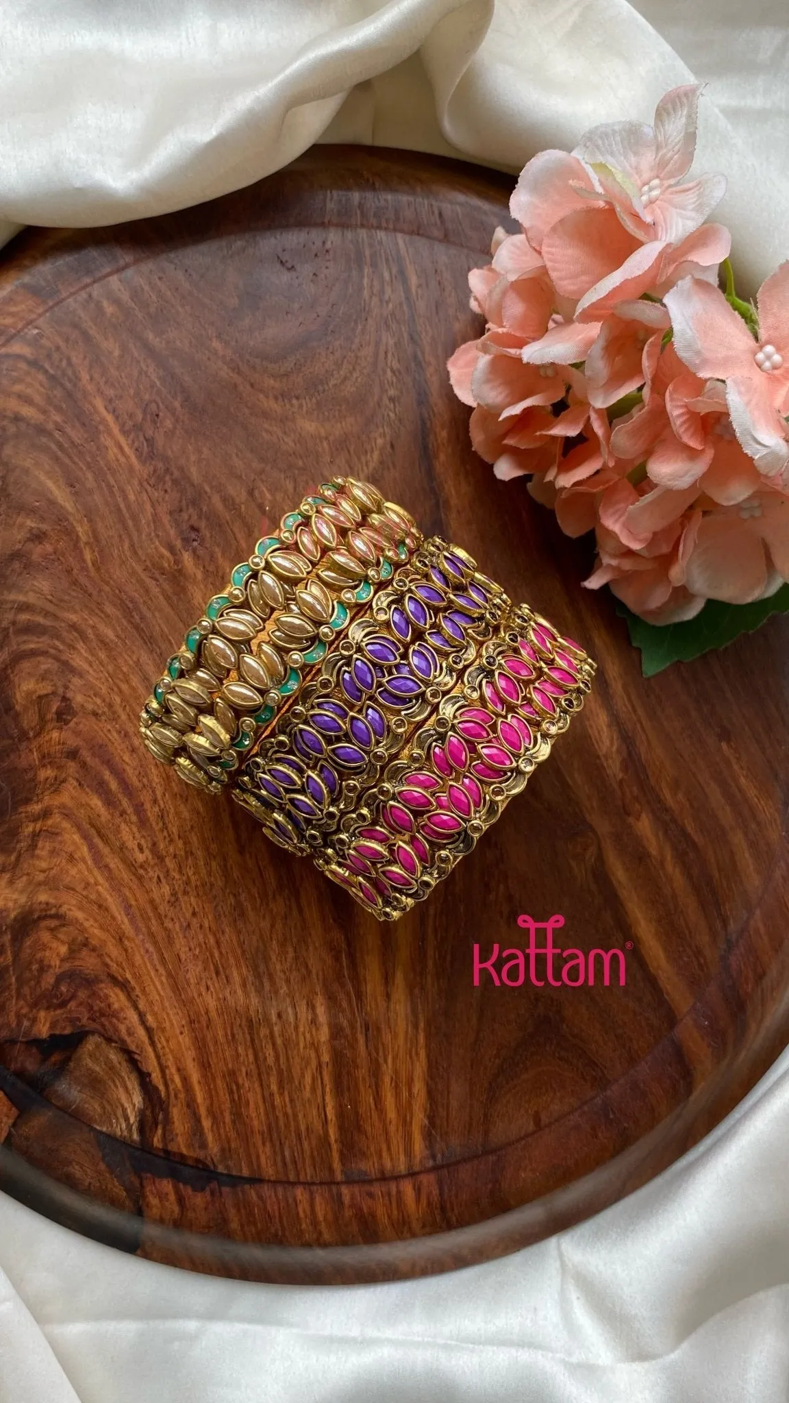 3D Kundan Stone Lotus Bangle Set