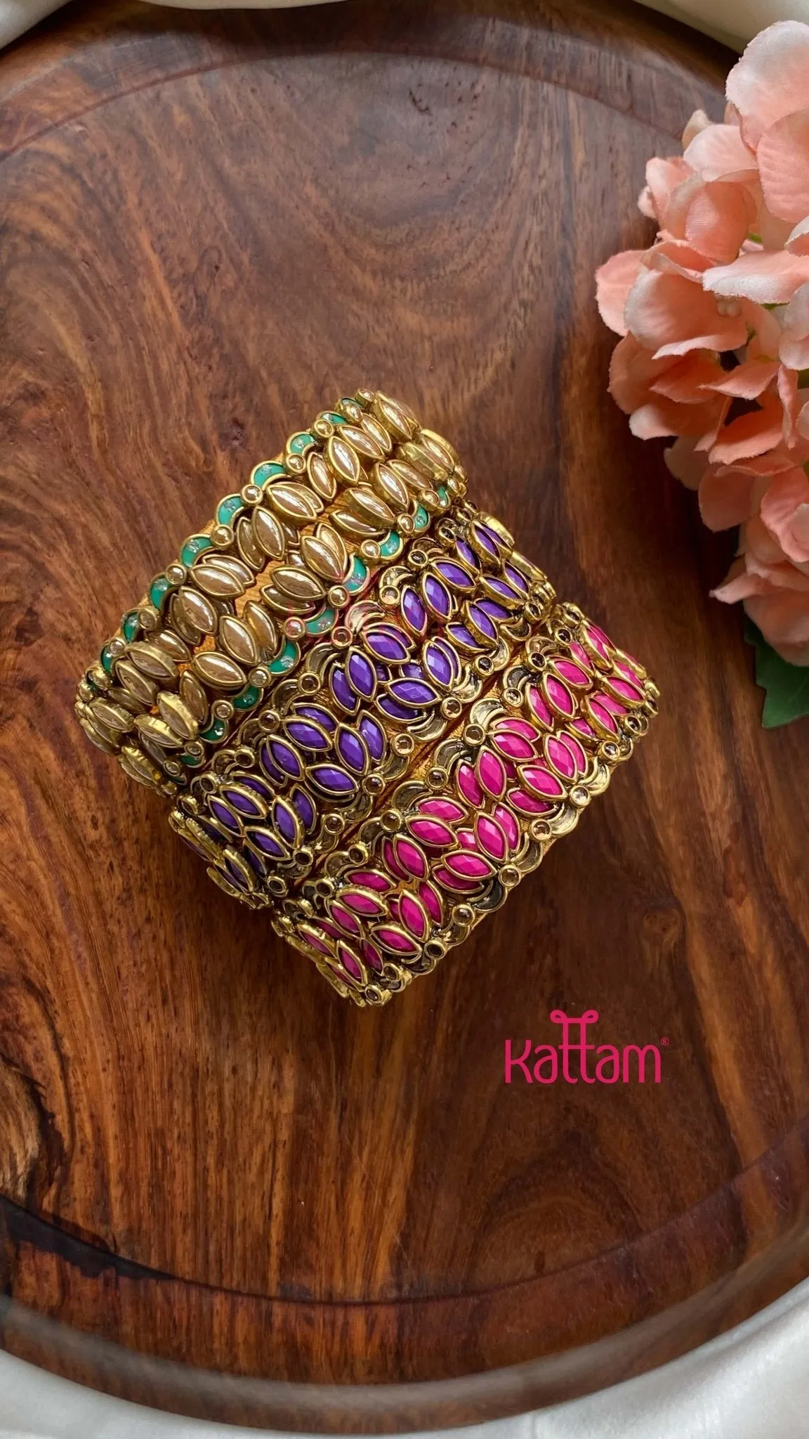 3D Kundan Stone Lotus Bangle Set