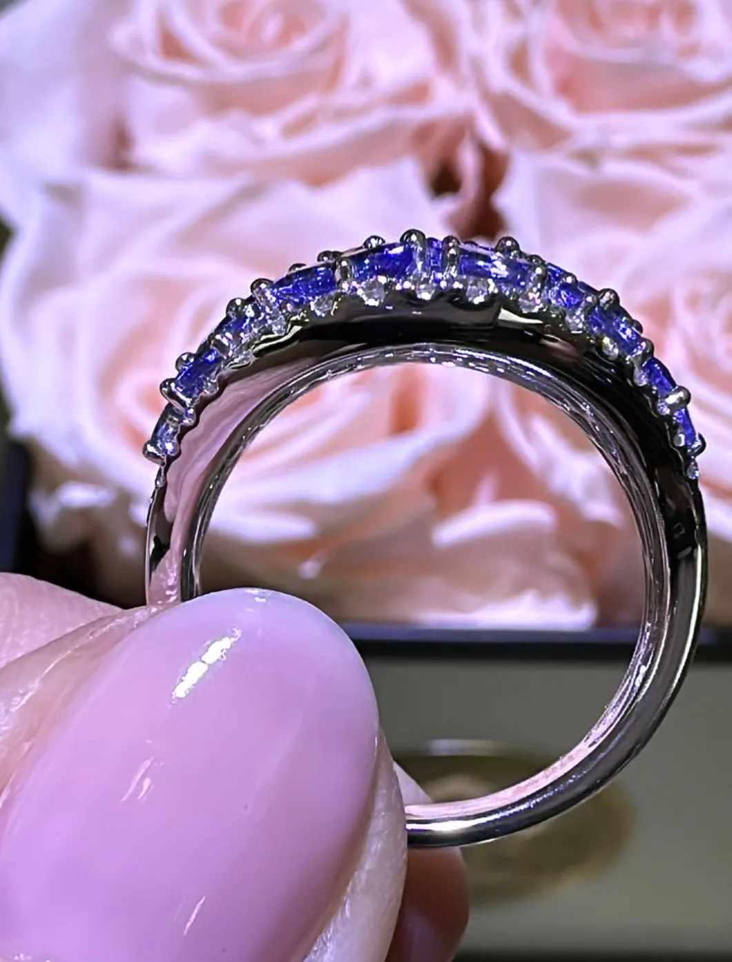 4.62ct tw Oval Cut Tanzanite & Diamond Cocktail Ring