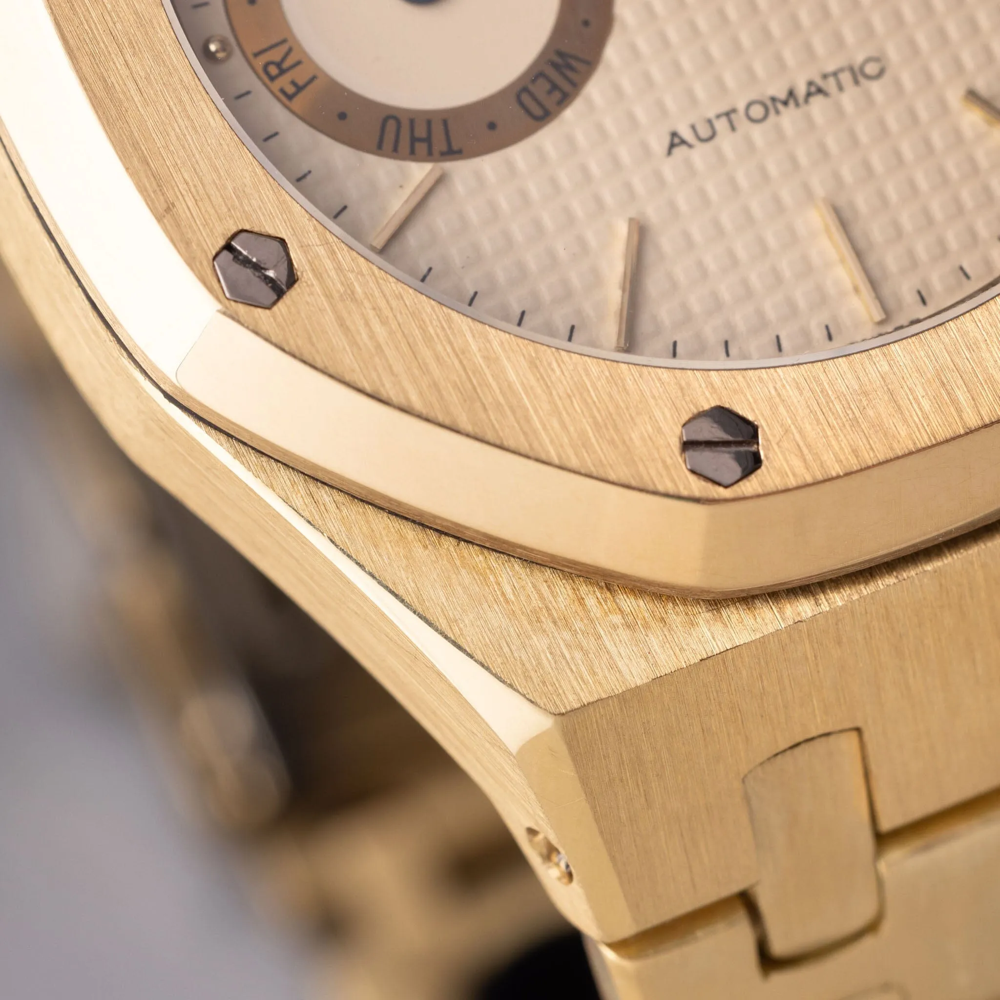 Audemars Piguet Royal 5572BA Oak Day-Date 18kt Yellow Gold "Owl" With Archive Extract