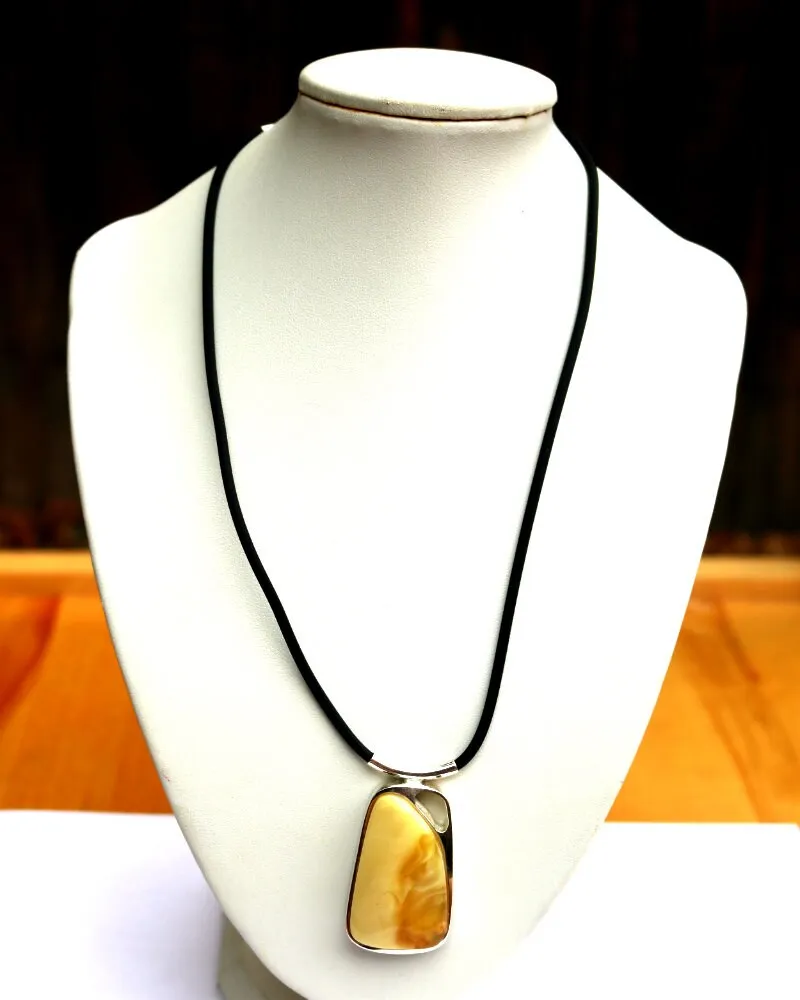 Baltic Amber Choker Pendant Butterscotch Necklace Cord Adjustable Unisex Jewelry 22.3 gram 925 Silver