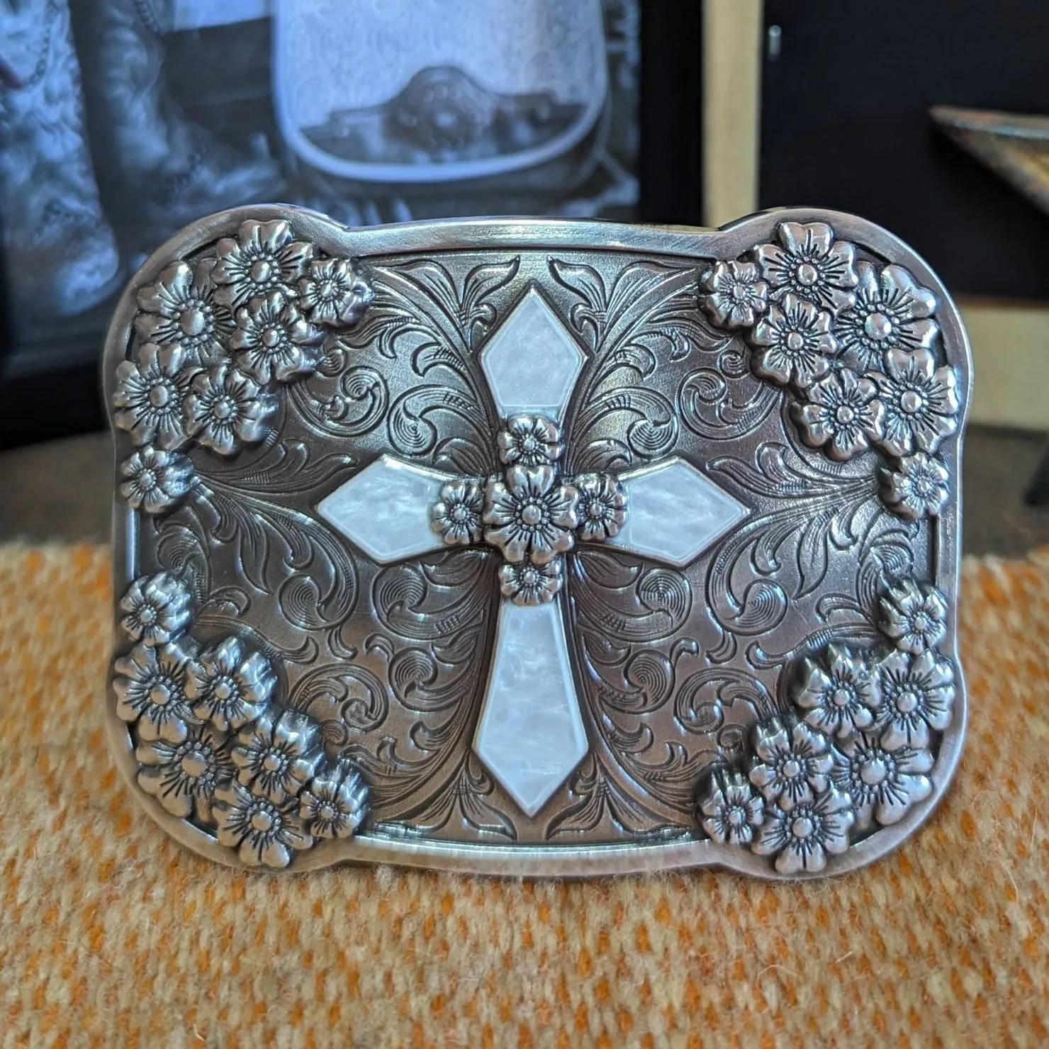 Belt Buckle "Square Cross" by Blazin Roxx    37928