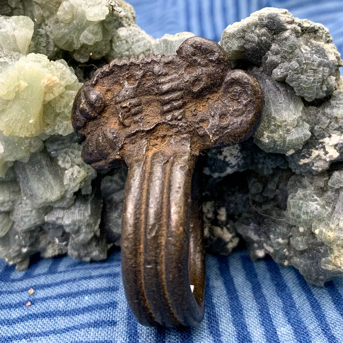 Copulating Chameleons Bronze Ring ca 1930-50's, Senufo, Côte d'Ivoire