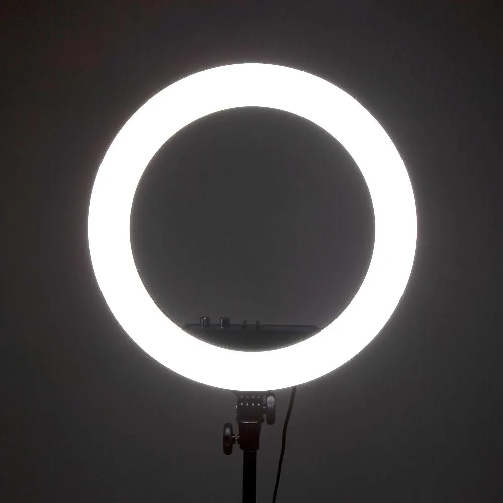 DISCONTINUED- 18" LED Portable Ring Light - Diamond Luxe III (2020)