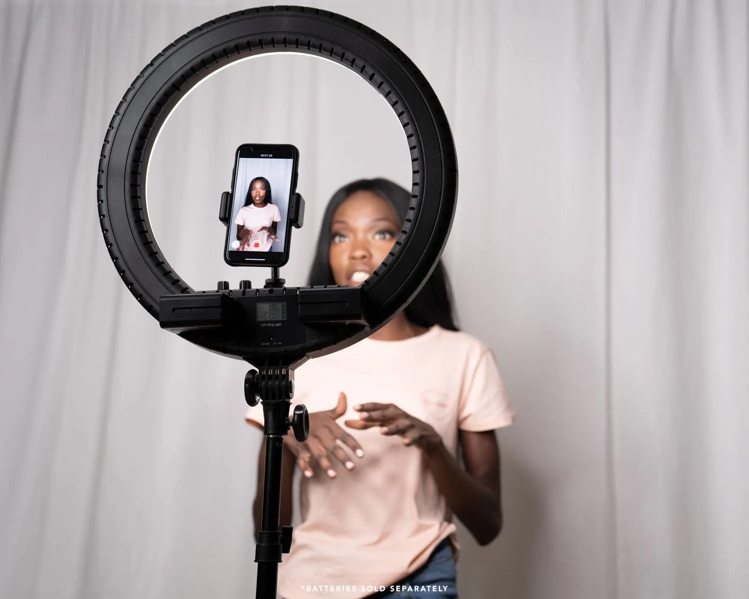 DISCONTINUED- 18" LED Portable Ring Light - Diamond Luxe III (2020)