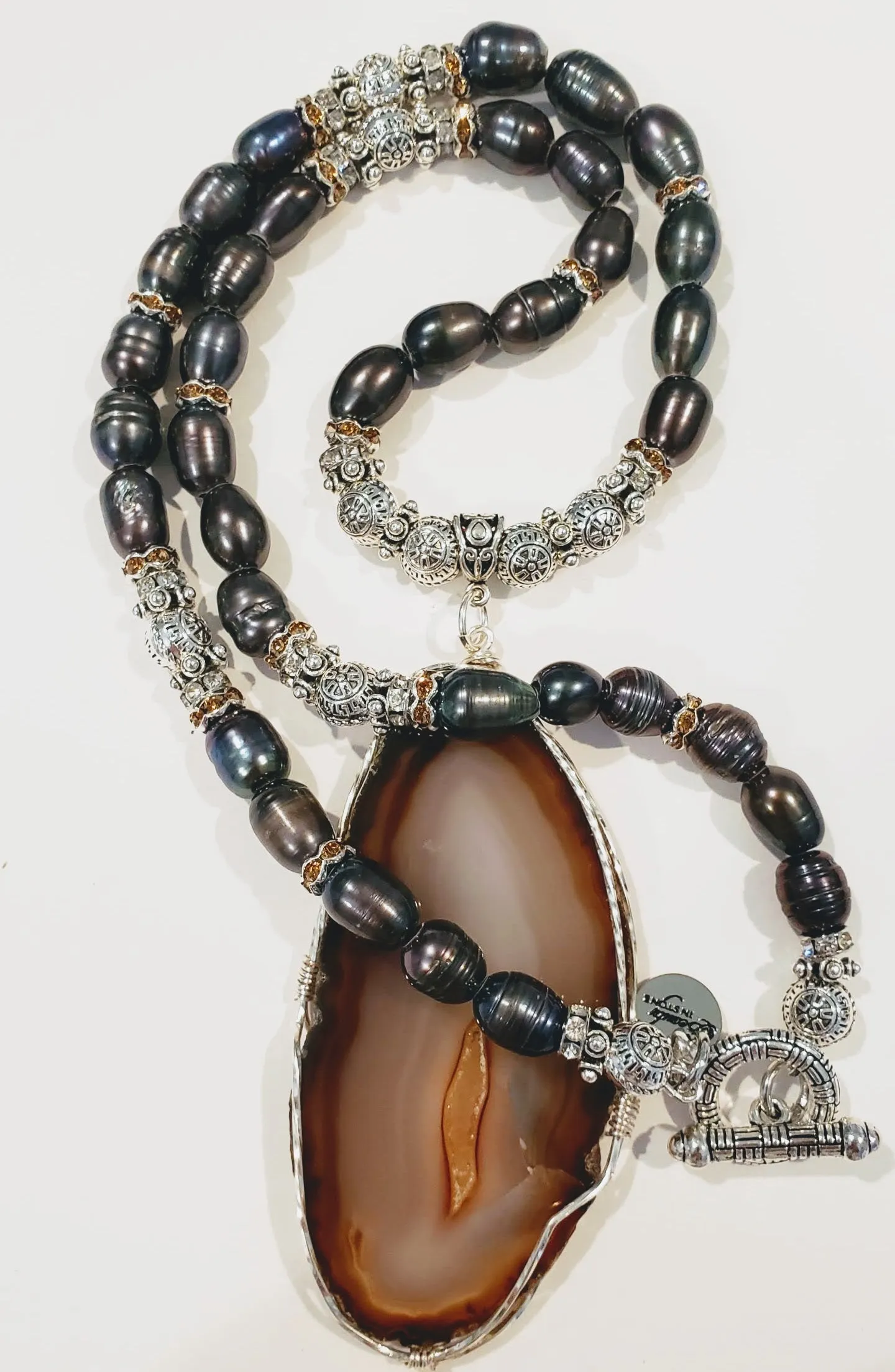 Freshwater Peacock Pearl Agate Stone Necklace