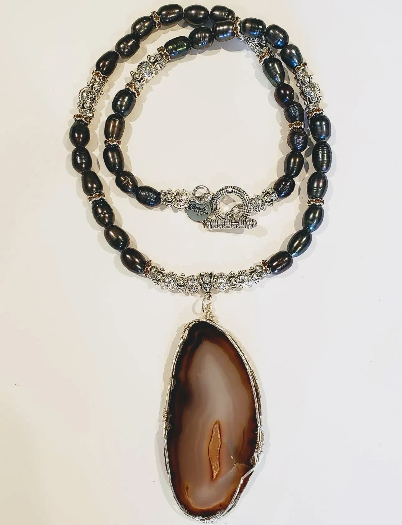 Freshwater Peacock Pearl Agate Stone Necklace