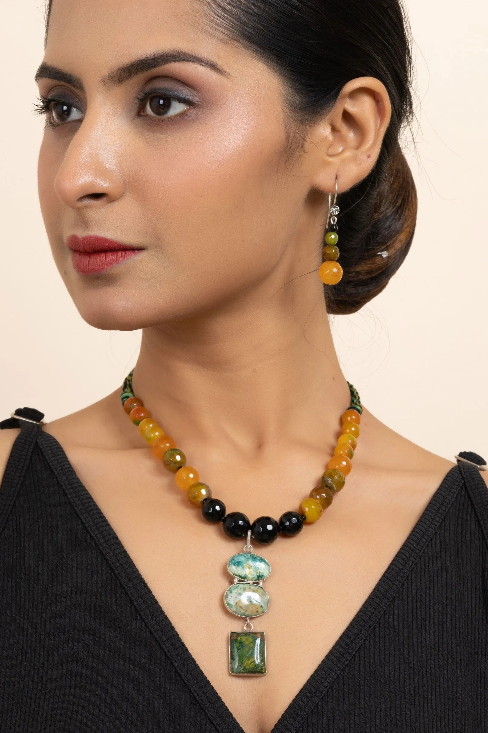 Handmade Green Black Yellow Semi-Precious Agate Onyx Necklace with Matching Earrings Jewelry Set