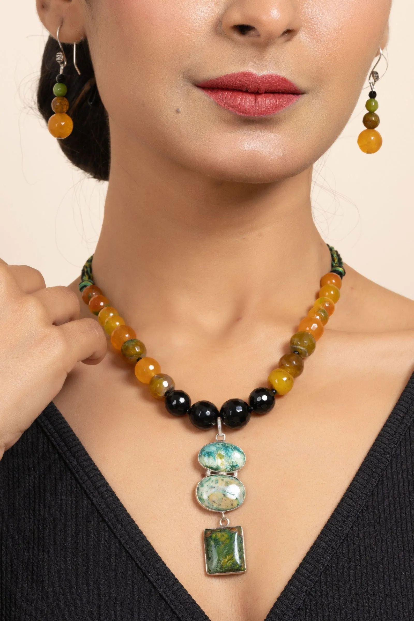 Handmade Green Black Yellow Semi-Precious Agate Onyx Necklace with Matching Earrings Jewelry Set