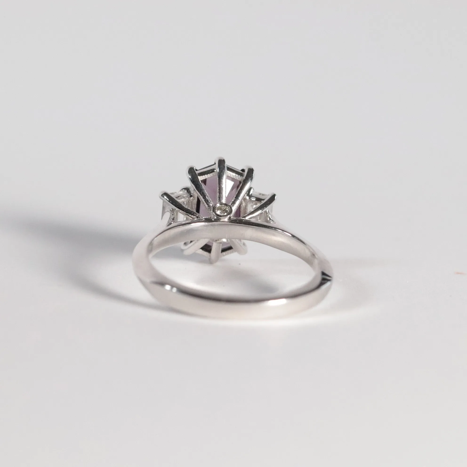 'Iris' Ring - KE Design