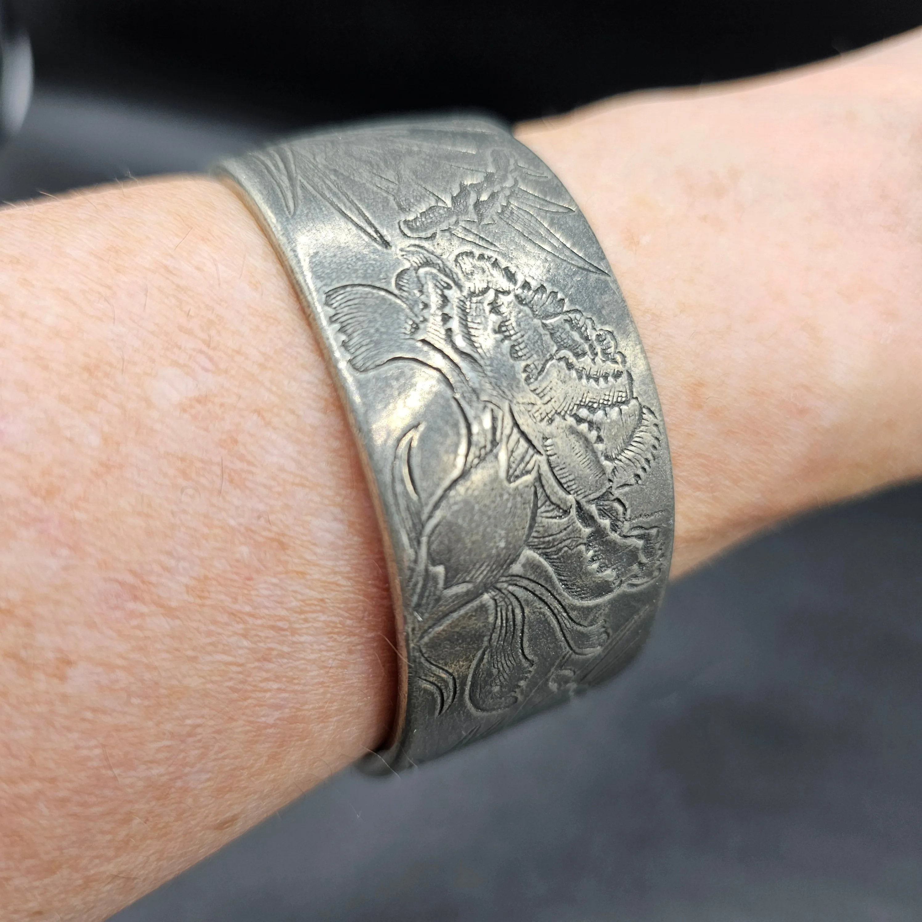 January Flower Salisbury Pewter Bangle