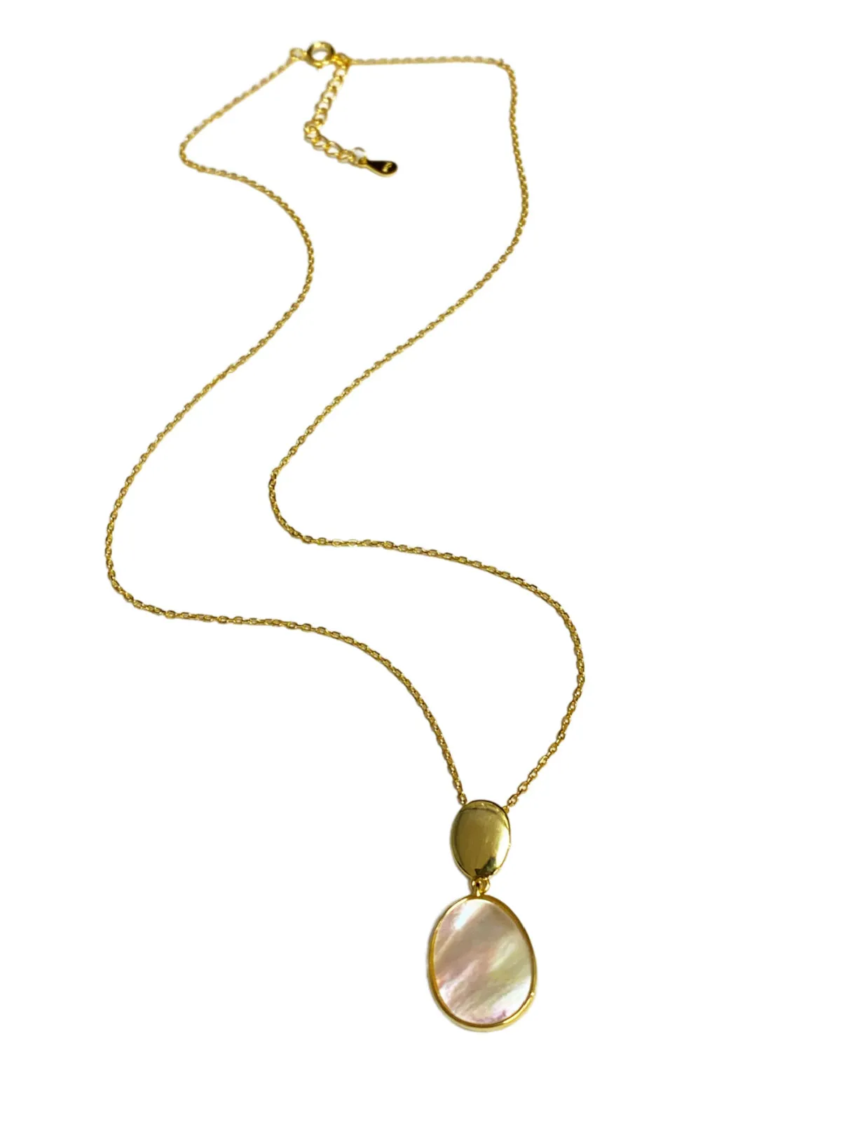 Mother of Pearl Oval Necklace