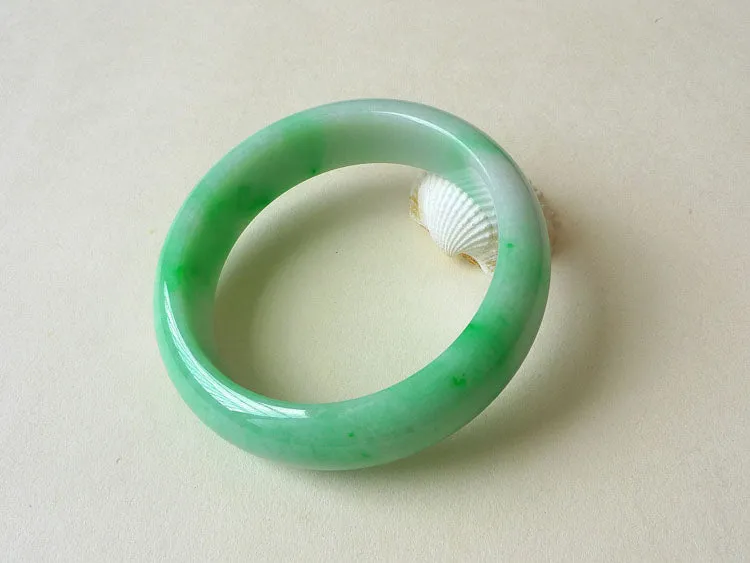 Natural Jade Bangle Jadeite Bangle Internal Diameter 54mm BER013