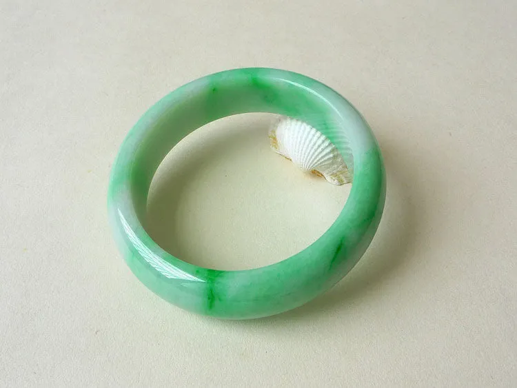 Natural Jade Bangle Jadeite Bangle Internal Diameter 54mm BER013