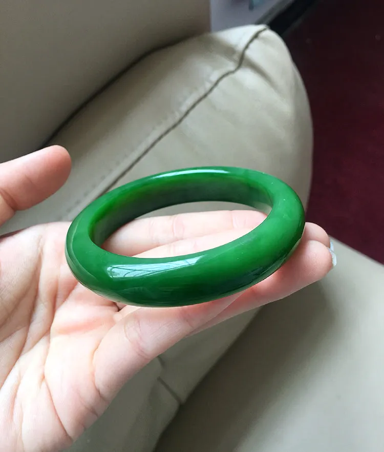 Natural Jade Bangle Nephrite Bangle Internal Diameter 58.1mm NBE033