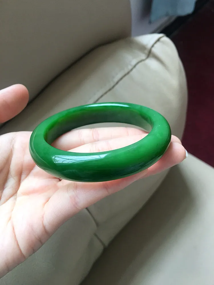 Natural Jade Bangle Nephrite Bangle Internal Diameter 58.1mm NBE033