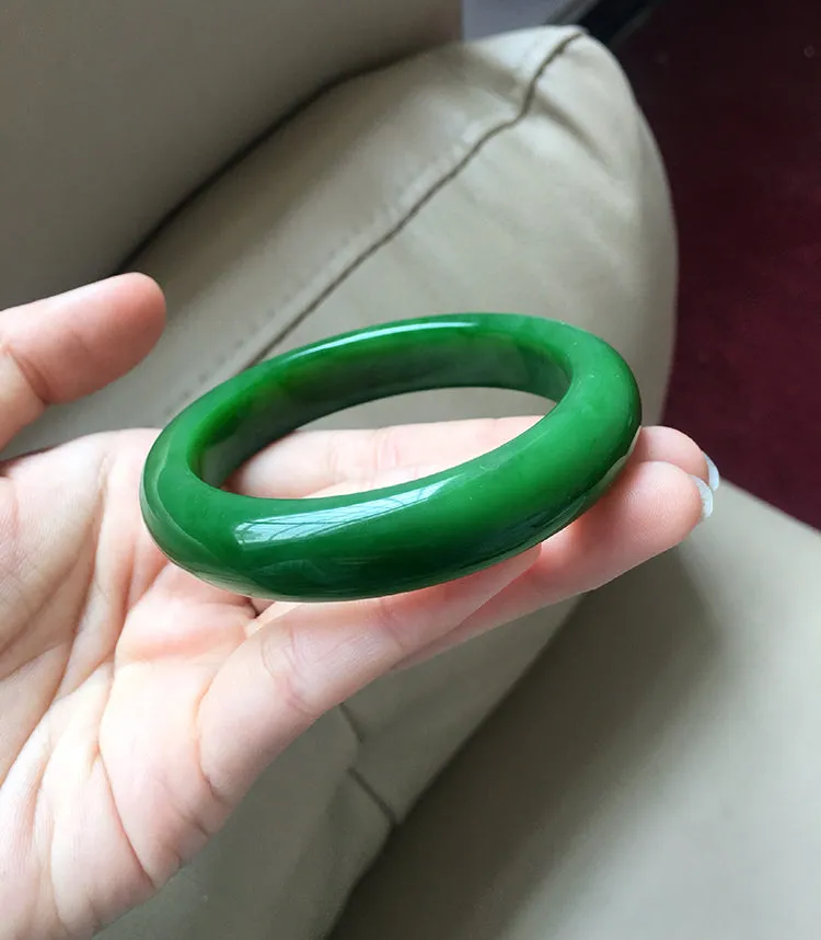 Natural Jade Bangle Nephrite Bangle Internal Diameter 58.1mm NBE033