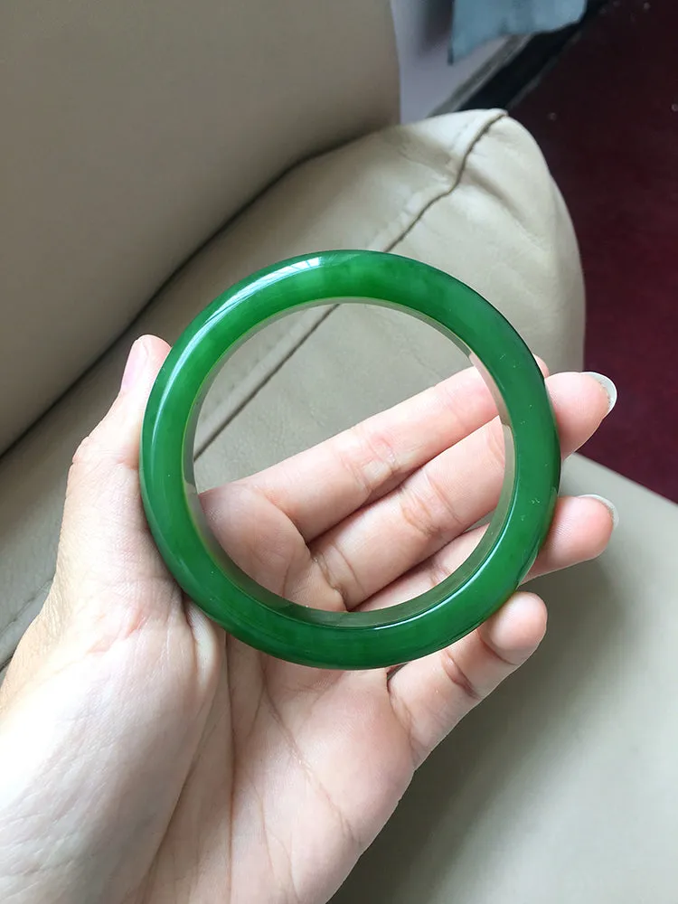 Natural Jade Bangle Nephrite Bangle Internal Diameter 58.1mm NBE033