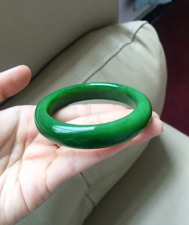 Natural Jade Bangle Nephrite Bangle Internal Diameter 58.1mm NBE033