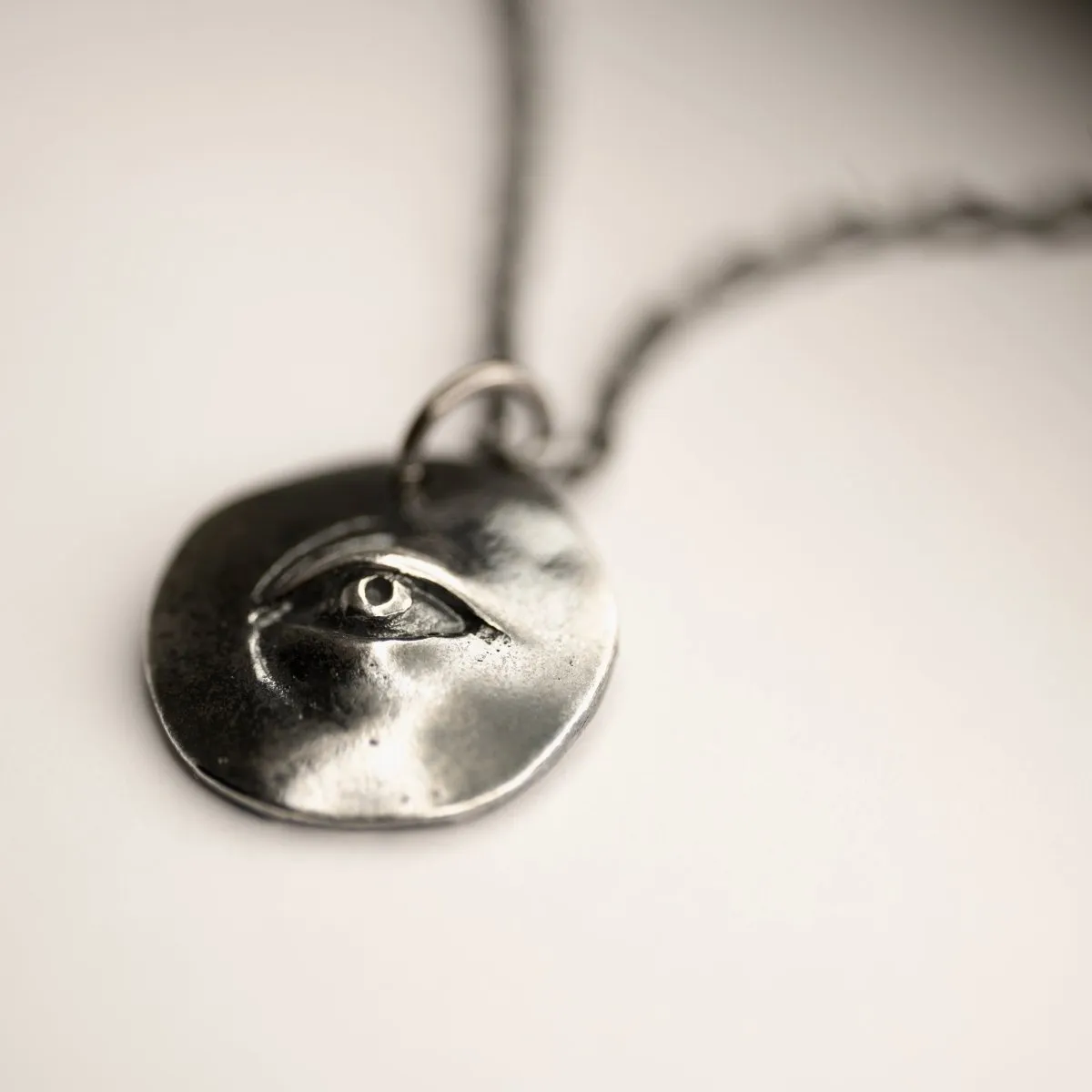 Oculus pendant