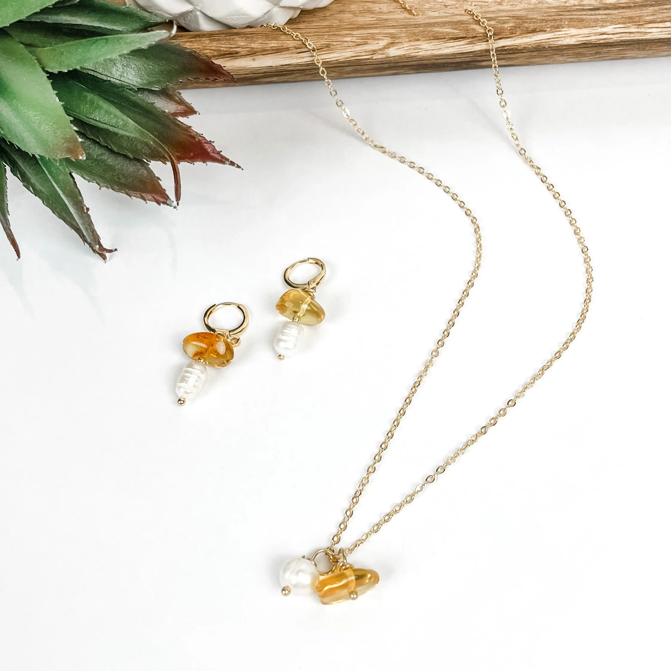 Pearl and Amber Necklace