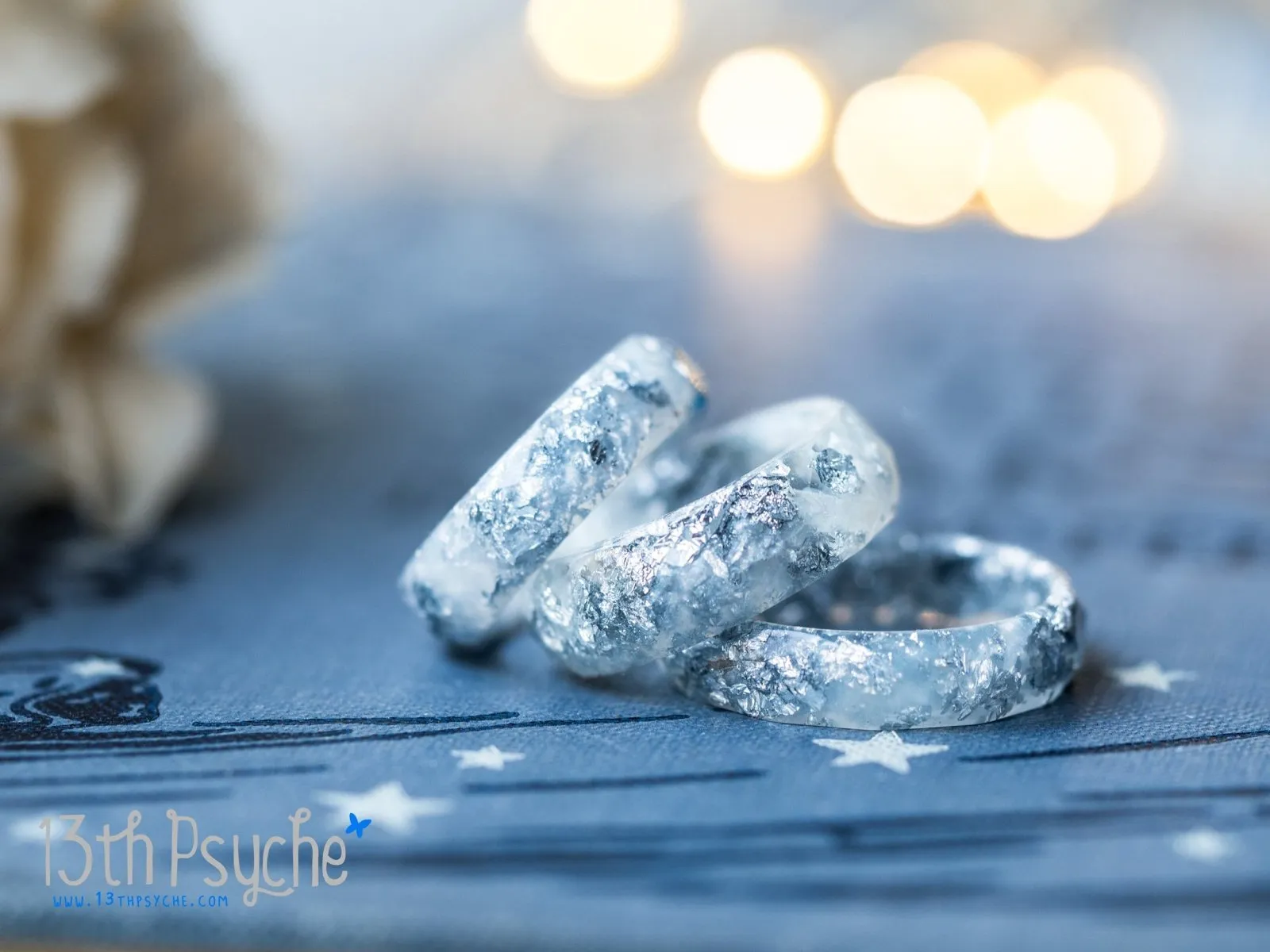 Pearl white and silver flakes faceted resin ring