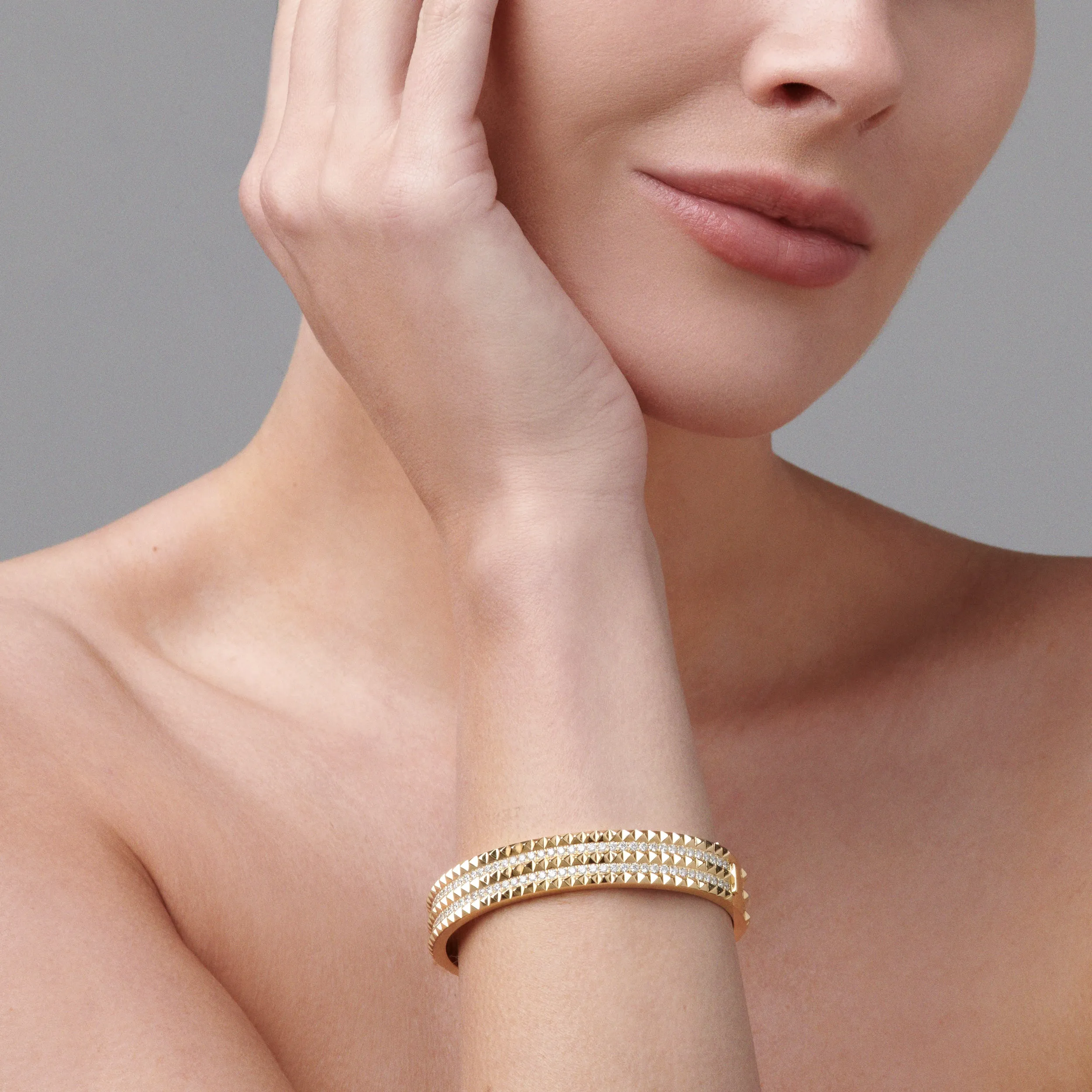 R.08® Bold Diamond Bangle | Yellow Gold