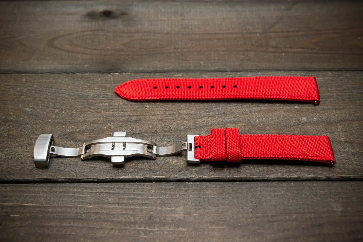 Sailcloth waterproof watch strap. Deployment clasp.