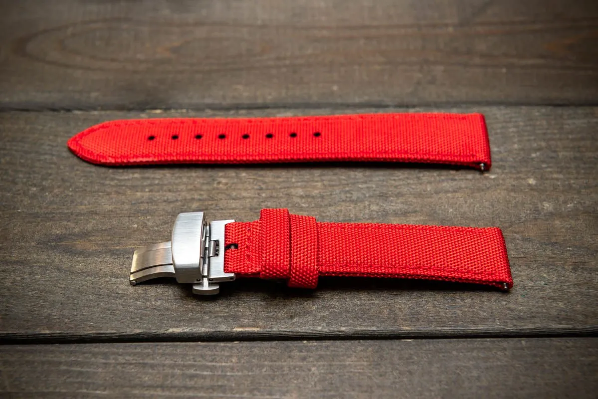 Sailcloth waterproof watch strap. Deployment clasp.