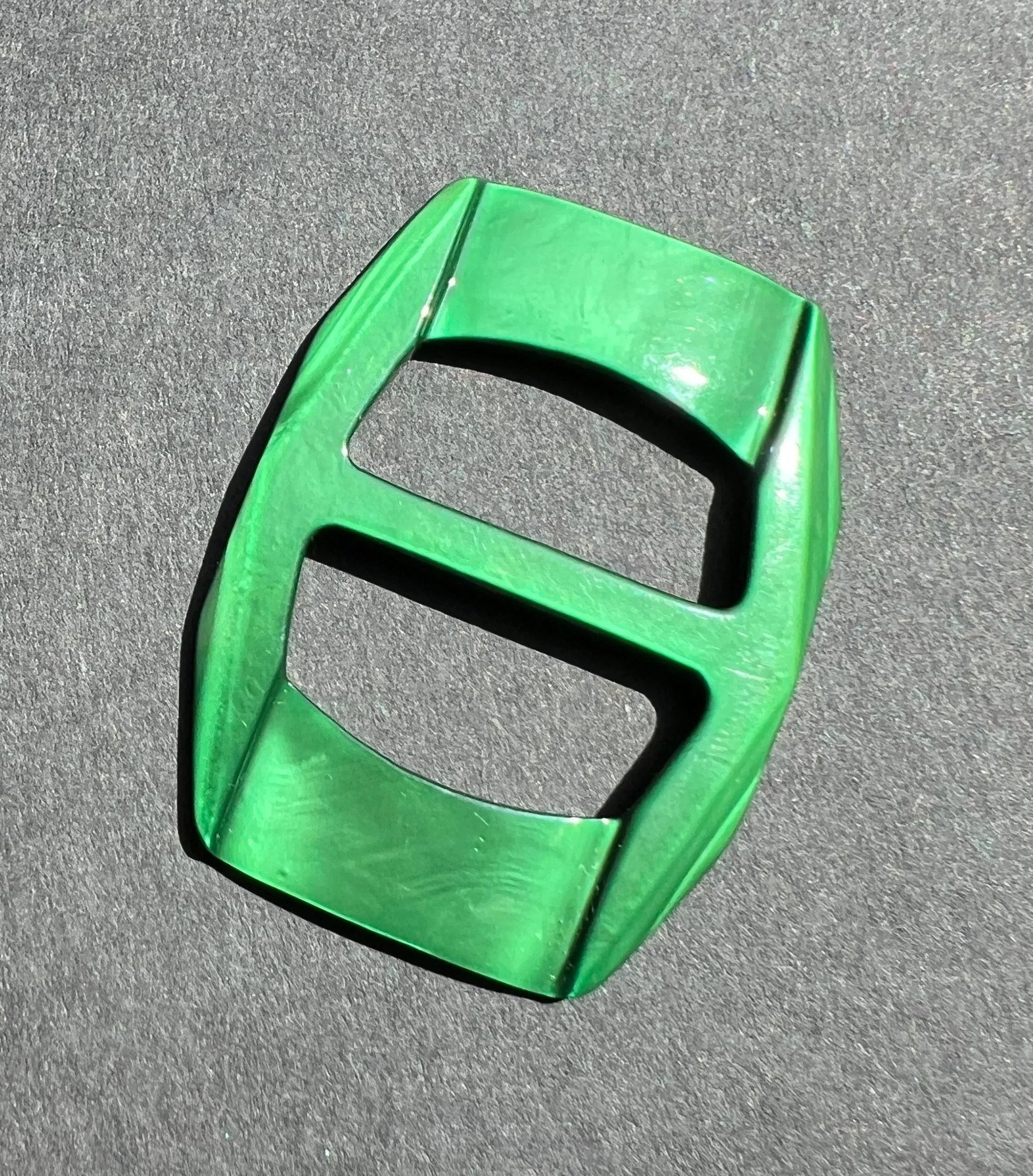 Sleek Metallic Green Mid Century 4.4cm Belt Buckle