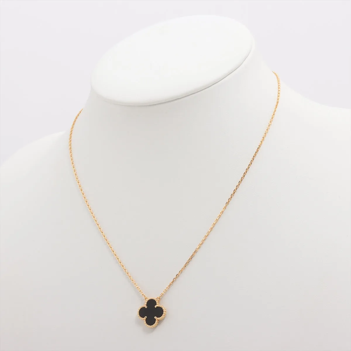 Van Cleef & Arpels VCA Onyx Necklace Pendant