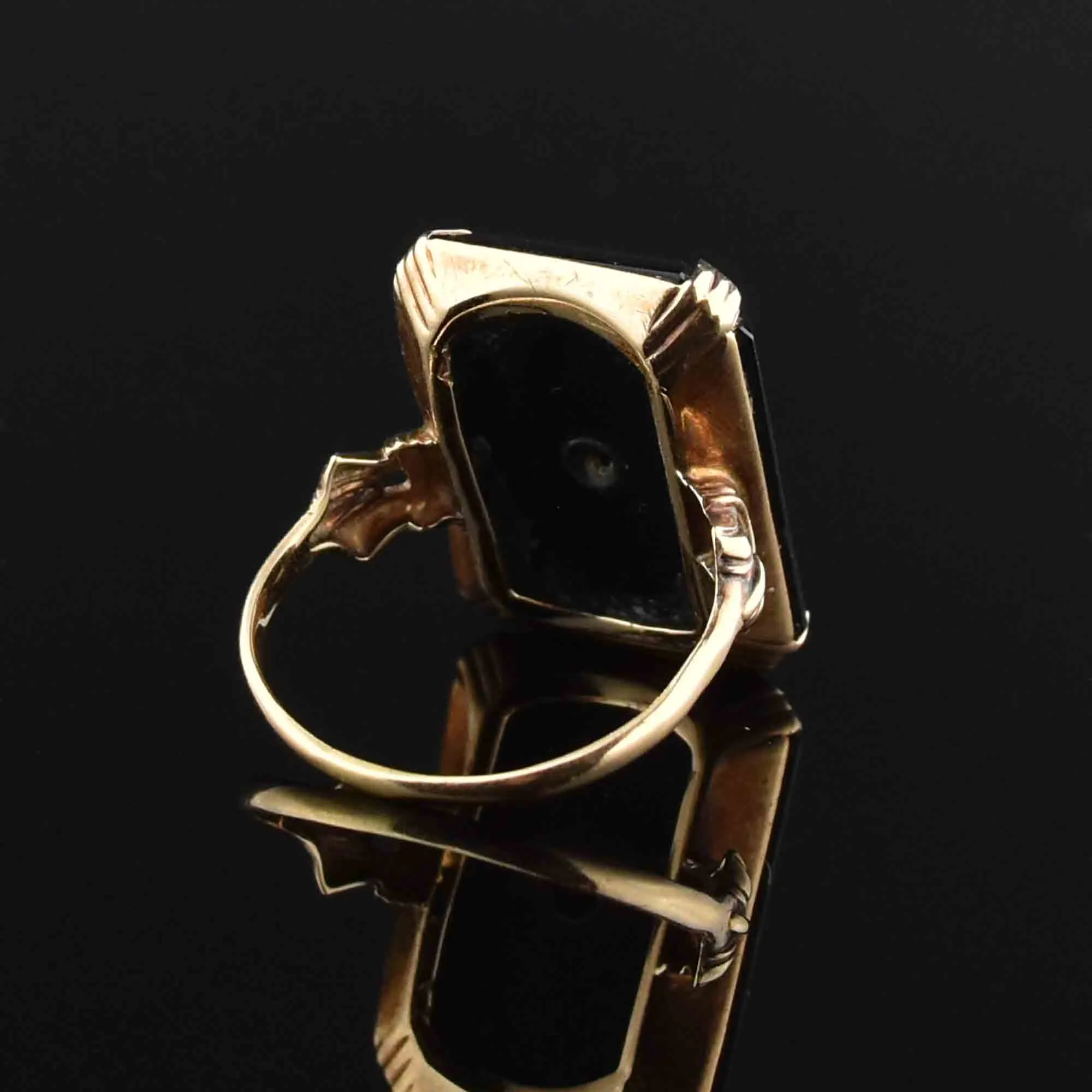 Vintage 10K Gold Diamond Black Onyx Ring