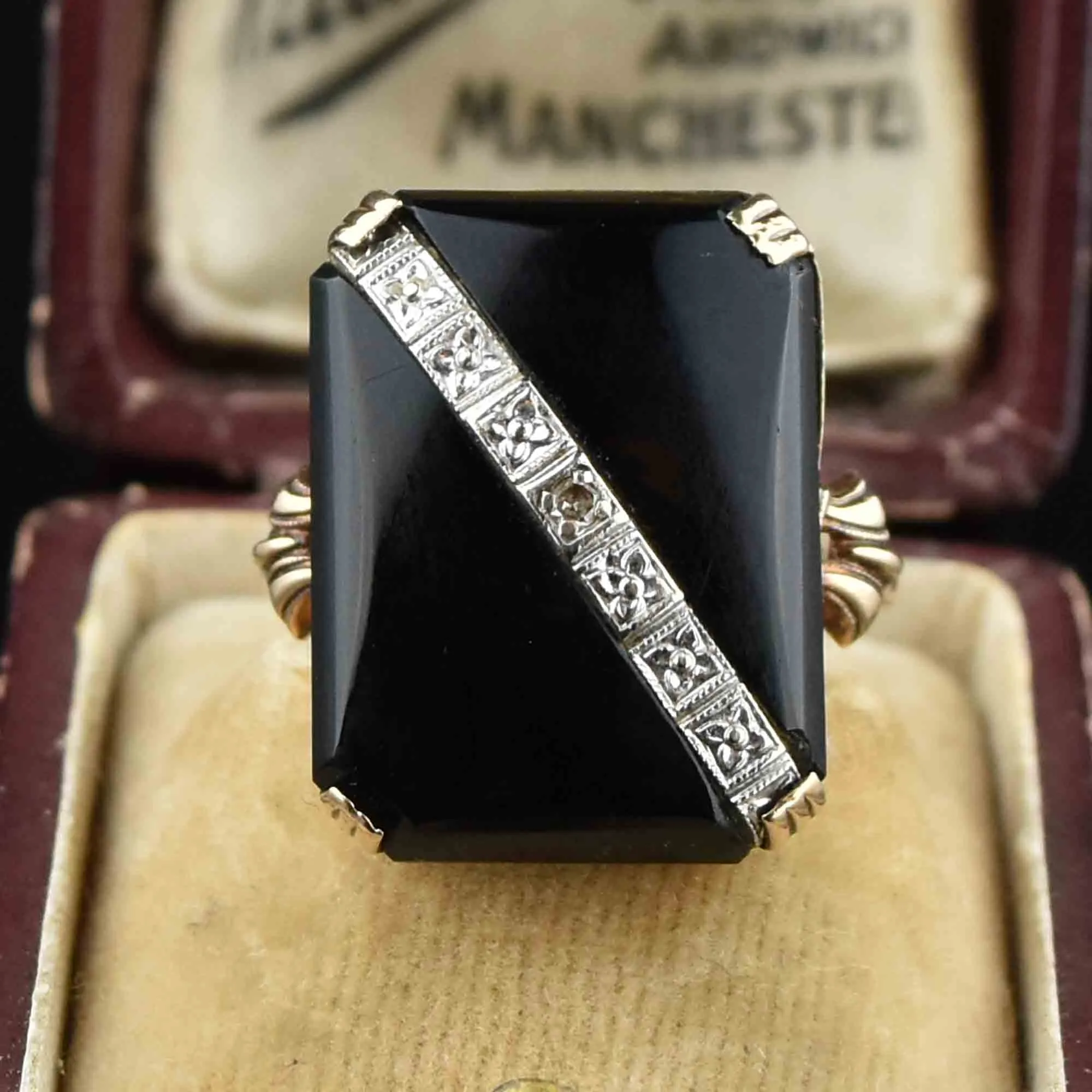 Vintage 10K Gold Diamond Black Onyx Ring