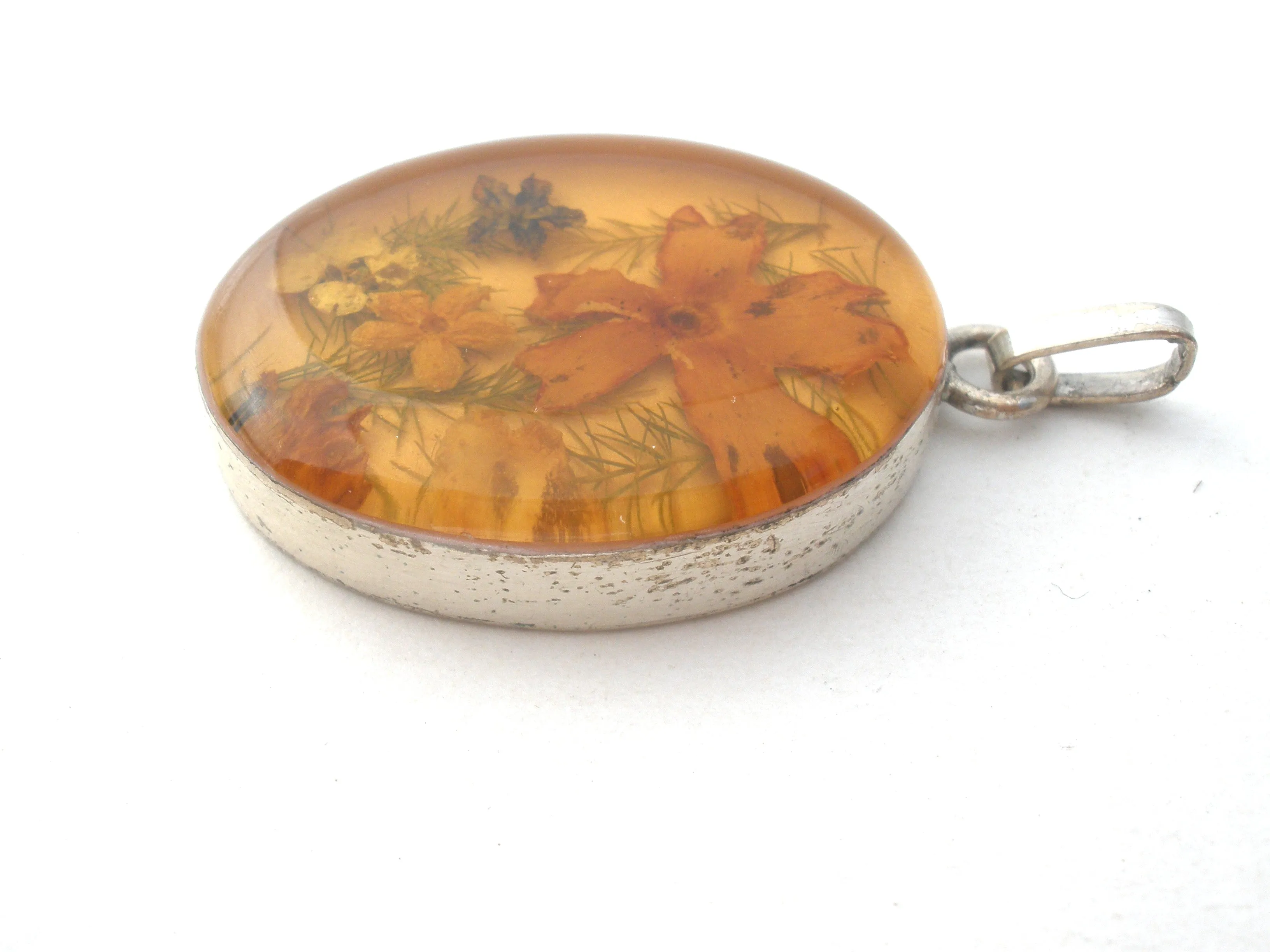 Vintage Amber Pendant With Dried Flowers 925