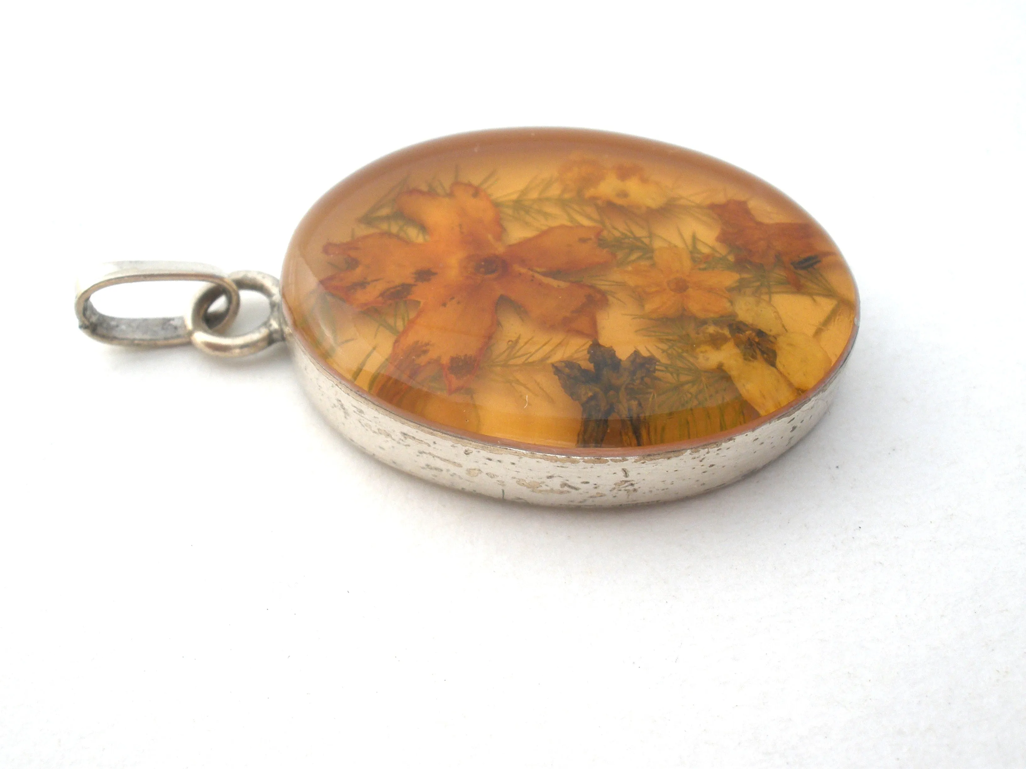 Vintage Amber Pendant With Dried Flowers 925