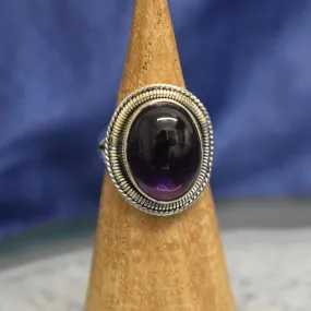 Vintage Detailed Amethyst Ring (925) Sterling Silver